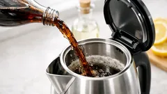 Kako ukloniti kamenac iz kuhala za vodu u 30 minuta: 5 provjerenih metoda